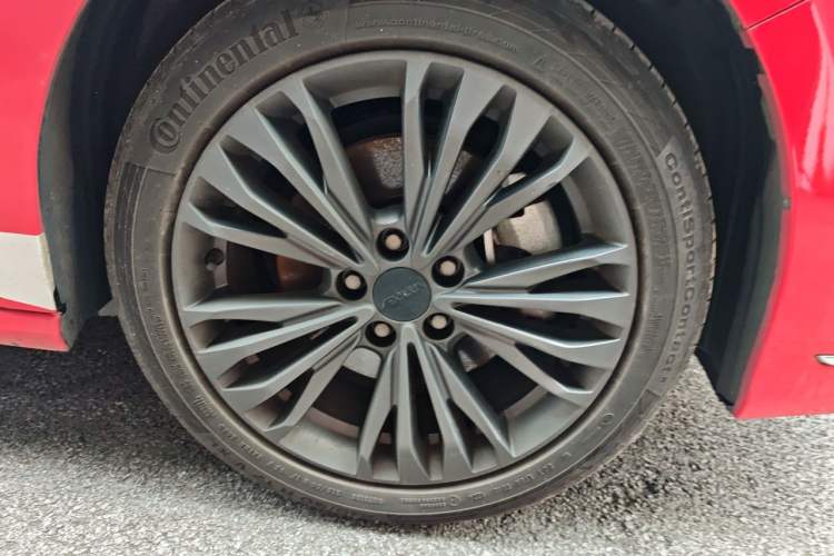 Used Dongfeng Aeolus Yixuan MAX 2021 1.5T Ultra-Stylish Trendsetter Edition Right Front Wheel Hub
