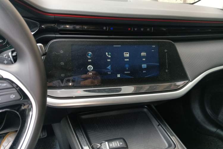 Used Dongfeng Aeolus Yixuan MAX 2021 1.5T Super-Powered Dad Edition Audio And AC Panel