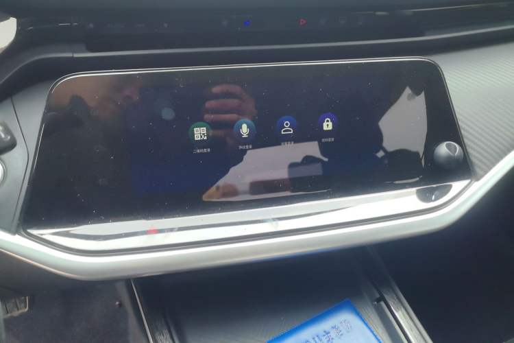 Used Dongfeng Aeolus Yixuan MAX 2021 Super-Efficient Dad Hybrid Edition Audio And AC Panel