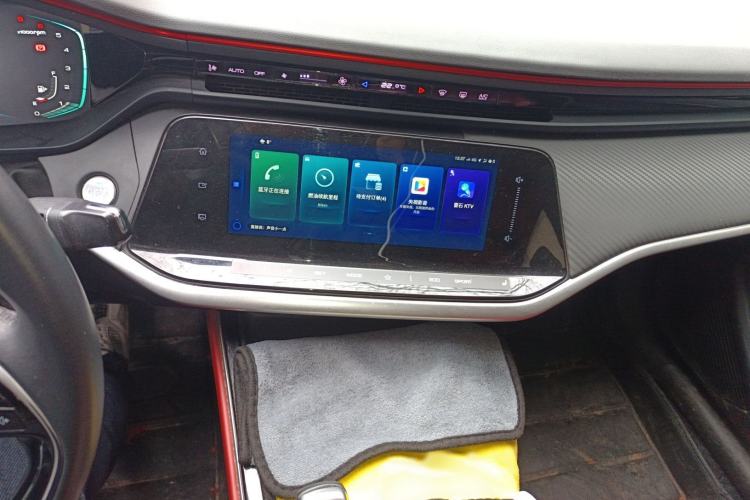 Used Dongfeng Aeolus Yixuan MAX 2021 1.5T Ultra-Stylish Trendsetter Edition Audio And AC Panel