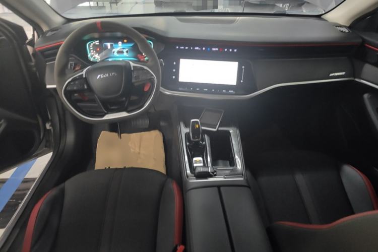 Used Dongfeng Aeolus Yixuan MAX 2021 1.5T Super-Powered Dad Edition Center Console