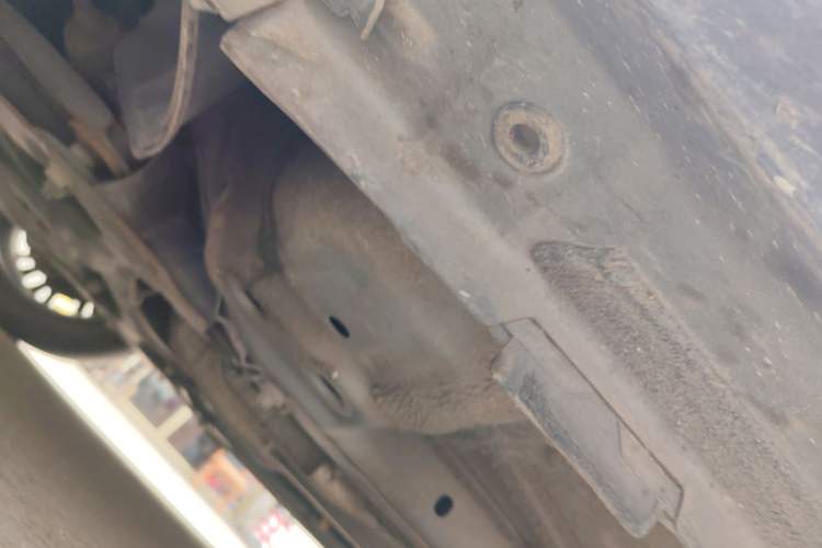 Used Dongfeng Aeolus Yixuan MAX 2021 1.5T Ultra-Stylish Trendsetter Edition Chassis Front Left