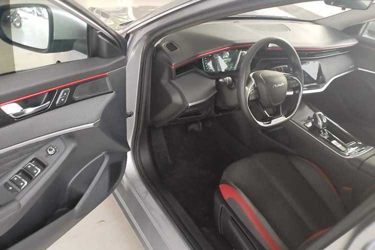 Used Dongfeng Aeolus Yixuan MAX 2021 1.5T Super-Powered Dad Edition Driver Seat