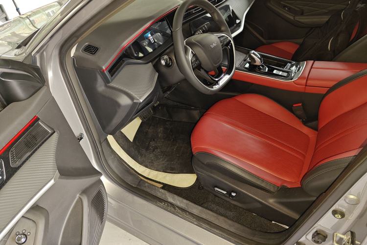 Used Dongfeng Aeolus Yixuan MAX 2021 1.5T Ultra-Stylish Trendsetter Edition Driver Seat