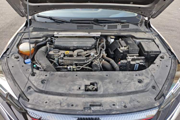 Used Dongfeng Aeolus Yixuan MAX 2021 1.5T Super-Powered Dad Edition Engine Bay