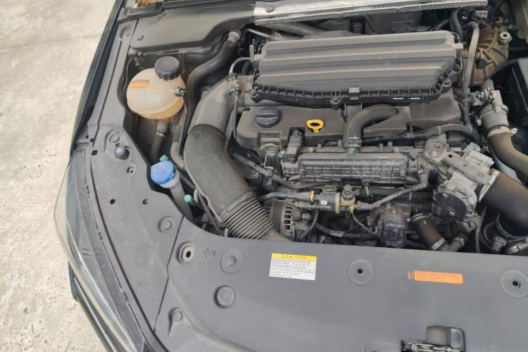 Used Dongfeng Aeolus Yixuan MAX 2021 1.5T Ultra-Stylish Trendsetter Edition Engine Bay Right