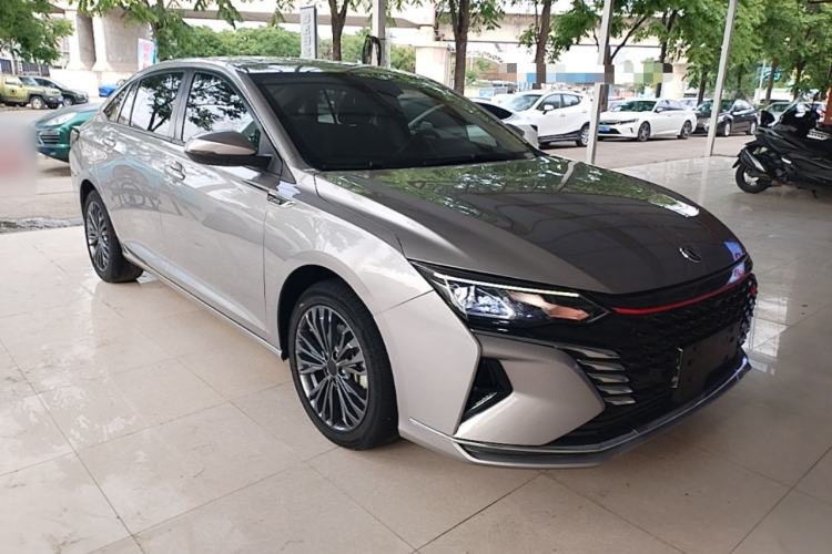 Used Dongfeng Aeolus Yixuan MAX 2021 1.5T Super-Powered Dad Edition Exterior 1