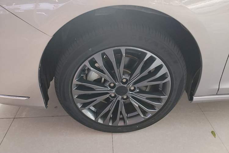 Used Dongfeng Aeolus Yixuan MAX 2021 1.5T Super-Powered Dad Edition Exterior 4