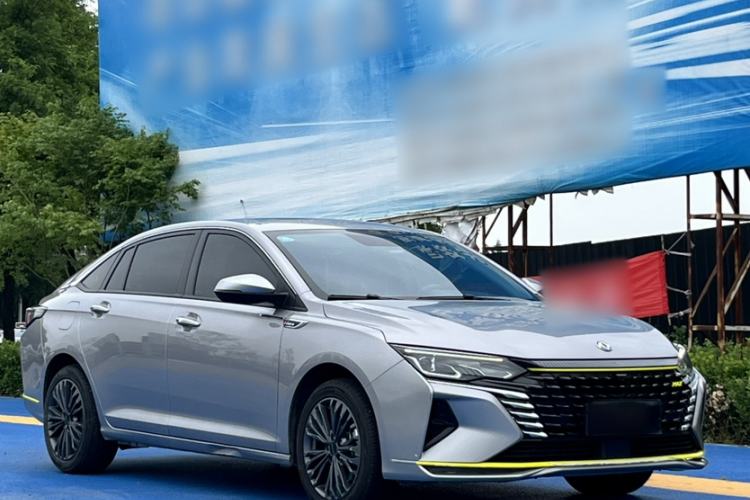 Used Dongfeng Aeolus Yixuan MAX 2021 Super-Efficient Dad Hybrid Edition Exterior 6