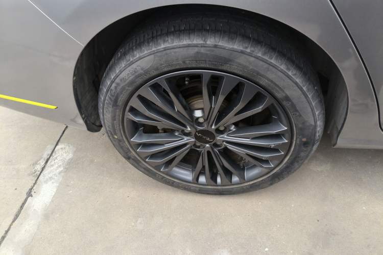Used Dongfeng Aeolus Yixuan MAX 2021 Super-Efficient Dad Hybrid Edition Exterior 8