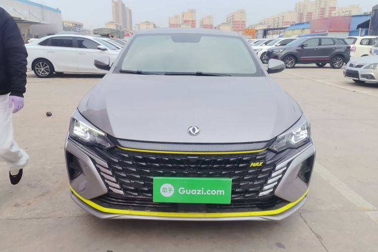 Used Dongfeng Aeolus Yixuan MAX 2021 Super-Efficient Dad Hybrid Edition Front