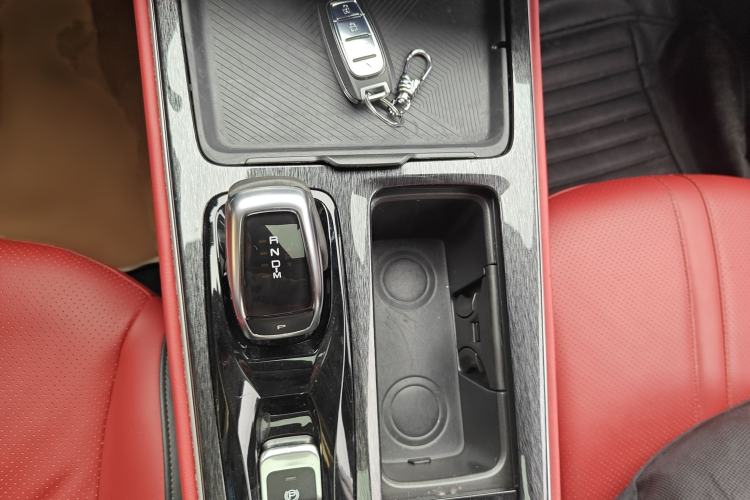 Used Dongfeng Aeolus Yixuan MAX 2021 1.5T Ultra-Stylish Trendsetter Edition Gear Lever