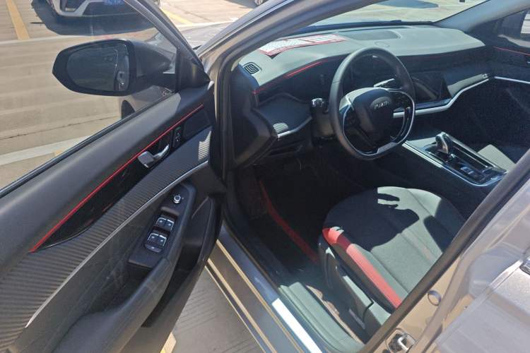 Used Dongfeng Aeolus Yixuan MAX 2021 1.5T Super-Powered Dad Edition Interior 2