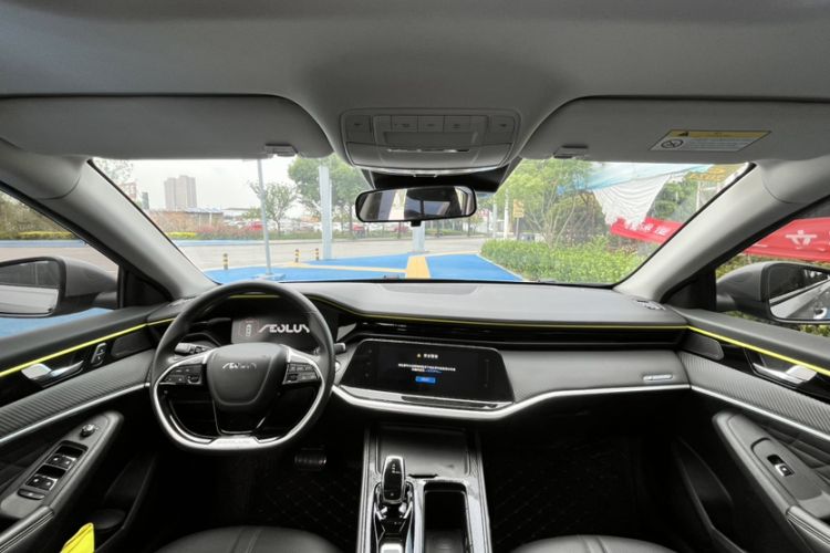 Used Dongfeng Aeolus Yixuan MAX 2021 Super-Efficient Dad Hybrid Edition Interior 3