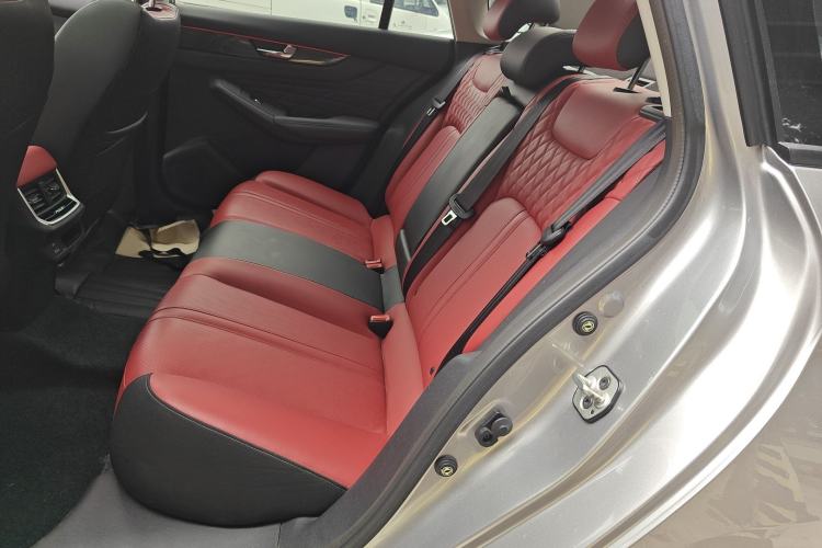Used Dongfeng Aeolus Yixuan MAX 2021 1.5T Ultra-Stylish Trendsetter Edition Interior 4