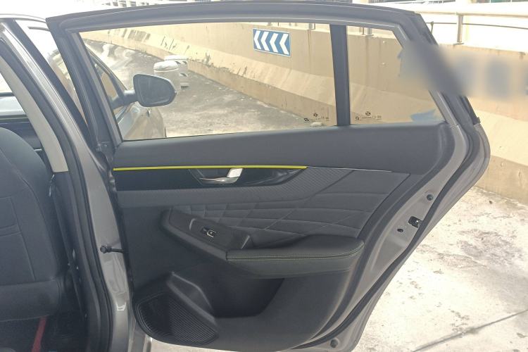 Used Dongfeng Aeolus Yixuan MAX 2021 Super-Efficient Dad Hybrid Edition Interior 6