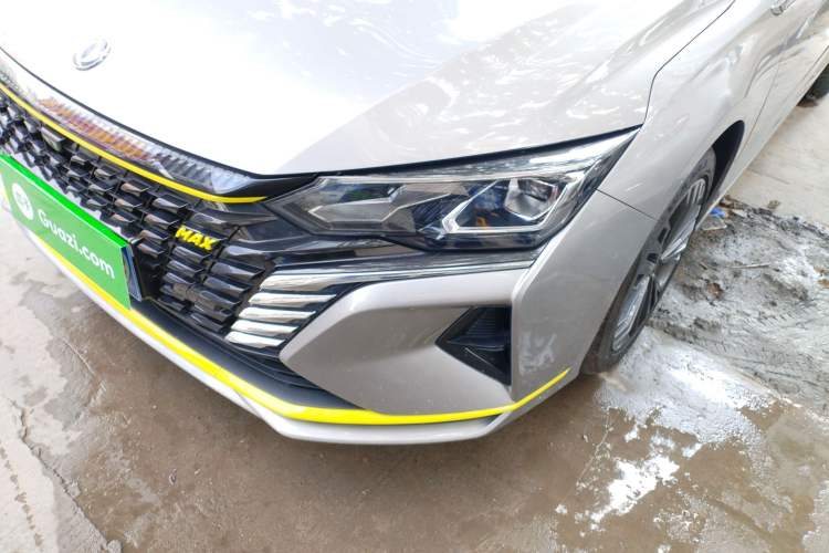 Used Dongfeng Aeolus Yixuan MAX 2021 Super-Efficient Dad Hybrid Edition Left Front Headlight