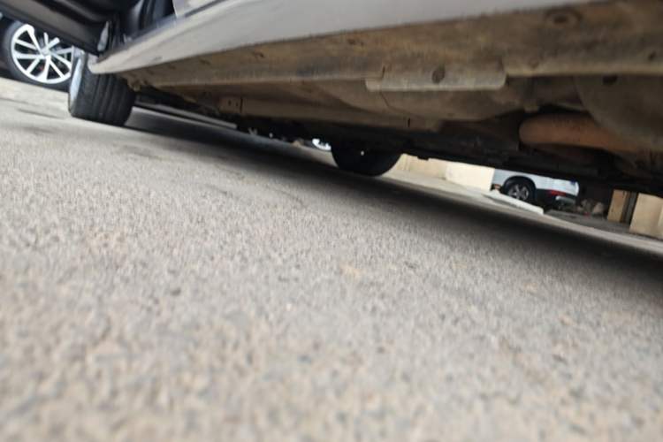 Used Dongfeng Aeolus Yixuan MAX 2021 1.5T Super-Powered Dad Edition Left Side Sill