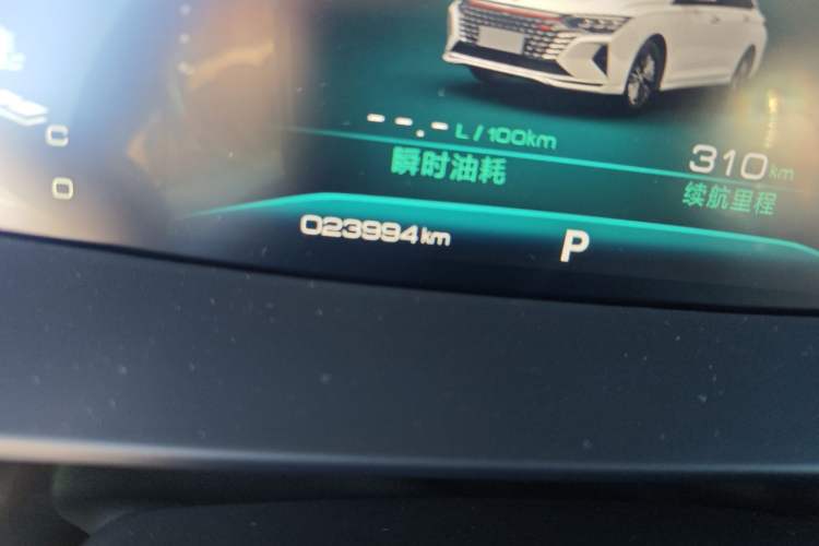 Used Dongfeng Aeolus Yixuan MAX 2021 1.5T Super-Powered Dad Edition Odometer Close Up