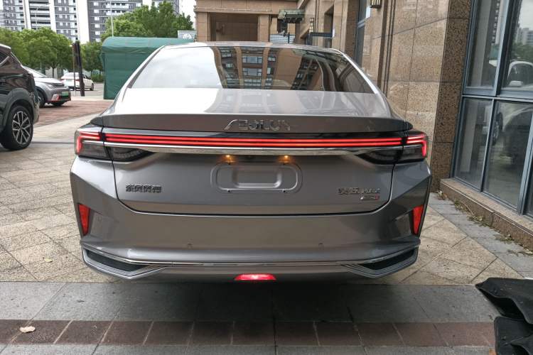 Used Dongfeng Aeolus Yixuan MAX 2021 1.5T Super-Powered Dad Edition Rear