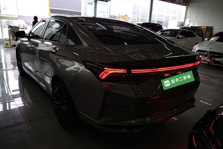 Used Dongfeng Aeolus Yixuan MAX 2021 Super-Efficient Dad Hybrid Edition Rear Left 45 Deg
