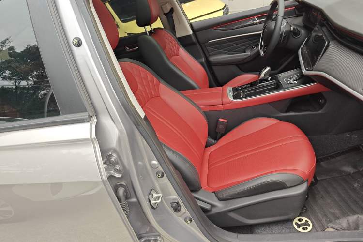 Used Dongfeng Aeolus Yixuan MAX 2021 1.5T Ultra-Stylish Trendsetter Edition Right Front Seat
