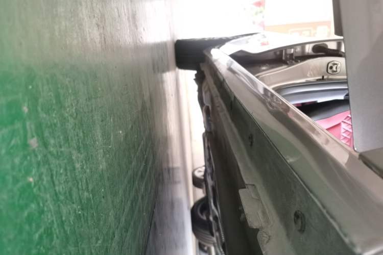 Used Dongfeng Aeolus Yixuan MAX 2021 1.5T Ultra-Stylish Trendsetter Edition Right Side Sill