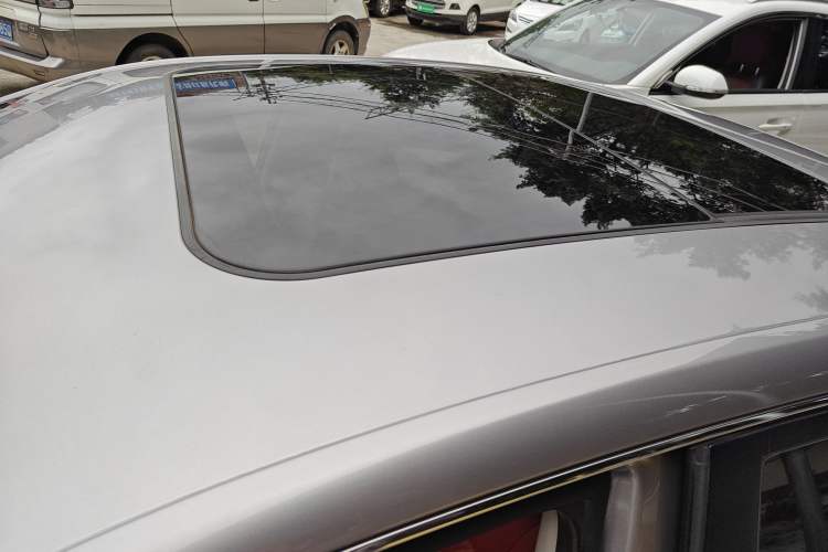 Used Dongfeng Aeolus Yixuan MAX 2021 1.5T Ultra-Stylish Trendsetter Edition Roof