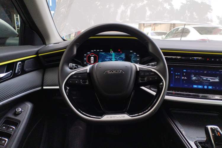 Used Dongfeng Aeolus Yixuan MAX 2021 Super-Efficient Dad Hybrid Edition Steering Wheel