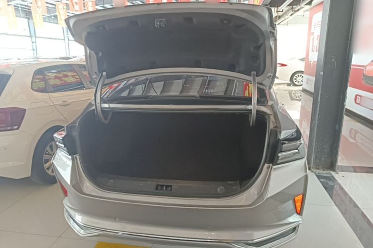 Used Dongfeng Aeolus Yixuan MAX 2021 1.5T Ultra-Stylish Trendsetter Edition Trunk