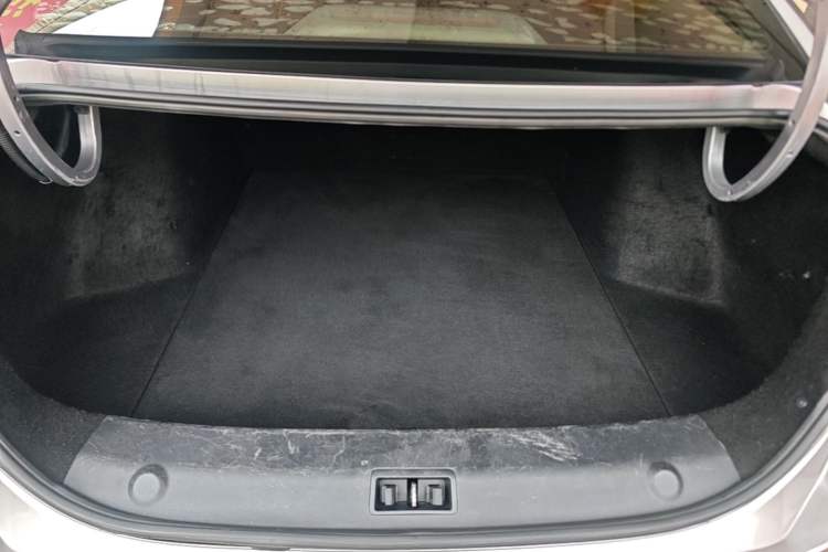 Used Dongfeng Aeolus Yixuan MAX 2021 1.5T Super-Powered Dad Edition Trunk