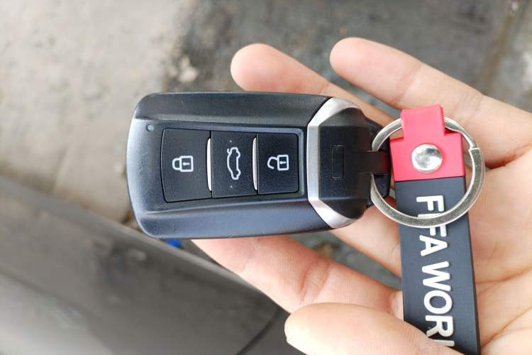 Used Dongfeng Aeolus Yixuan MAX 2021 Super-Efficient Dad Hybrid Edition Vehicle Key
