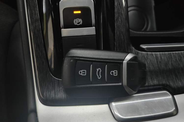 Used Dongfeng Aeolus Yixuan MAX 2021 1.5T Super-Powered Dad Edition Vehicle Key