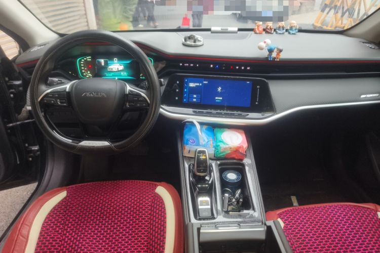 Used Dongfeng Aeolus Yixuan MAX 2021 1.5T Super-Powered Dad Edition Center Console