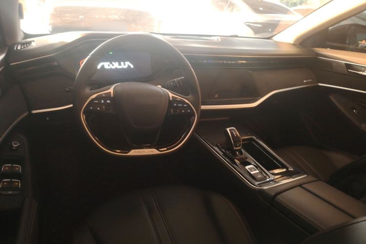 Used Dongfeng Aeolus Yixuan MAX 2021 1.5T Super Cool Dad Edition Center Console