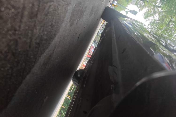 Used Dongfeng Aeolus Yixuan MAX 2021 Super-Efficient Dad Hybrid Edition Chassis Front Right