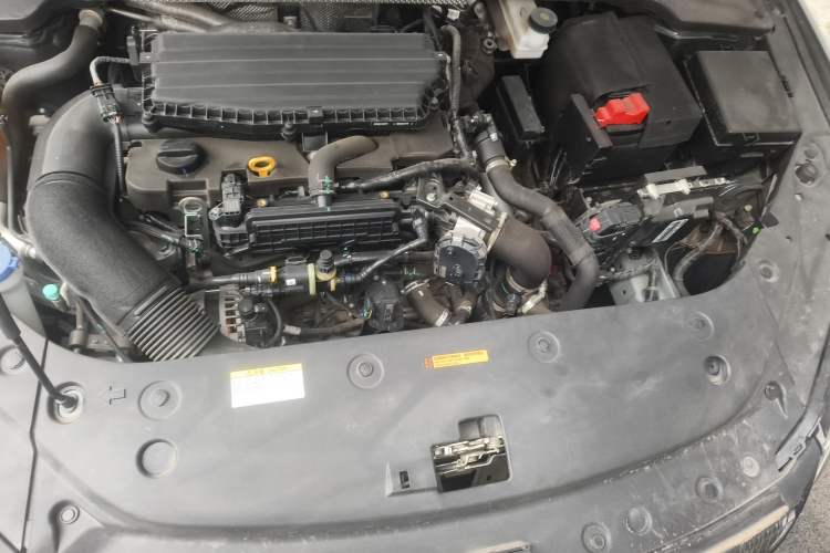 Used Dongfeng Aeolus Yixuan MAX 2021 1.5T Super-Powered Dad Edition Engine Bay