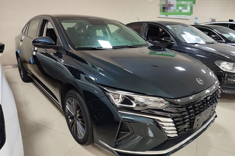 Used Dongfeng Aeolus Yixuan MAX 2021 1.5T Super-Powered Dad Edition Front Right 45 Deg