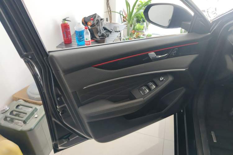Used Dongfeng Aeolus Yixuan MAX 2021 1.5T Super-Powered Dad Edition Left Front Door Interior