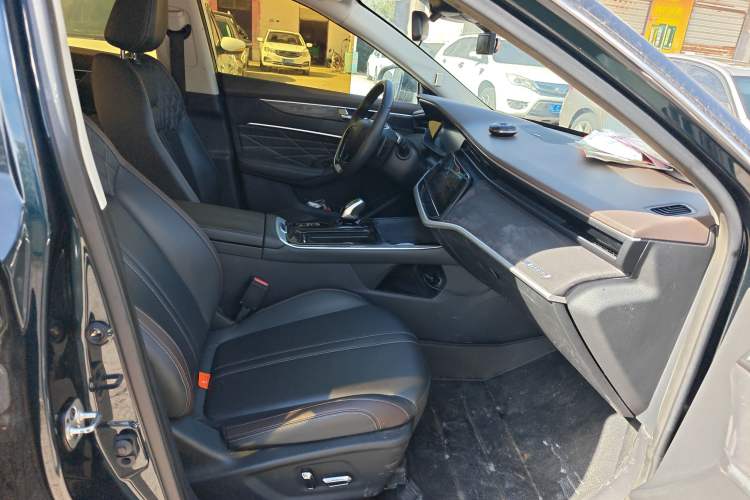 Used Dongfeng Aeolus Yixuan MAX 2021 1.5T Super Cool Dad Edition Right Front Seat