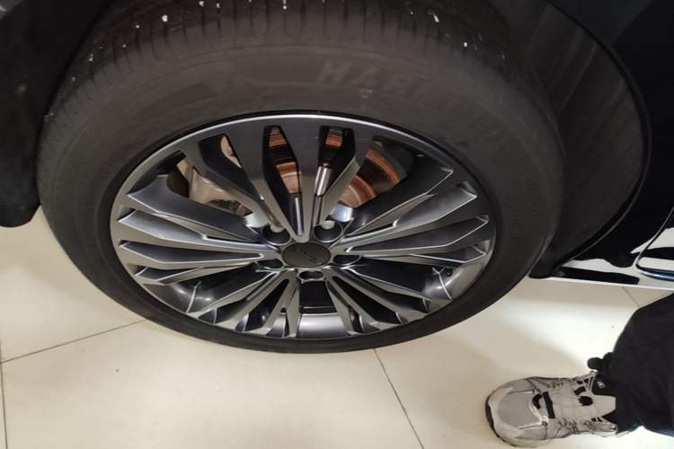 Used Dongfeng Aeolus Yixuan MAX 2021 1.5T Super-Powered Dad Edition Right Rear Wheel Hub