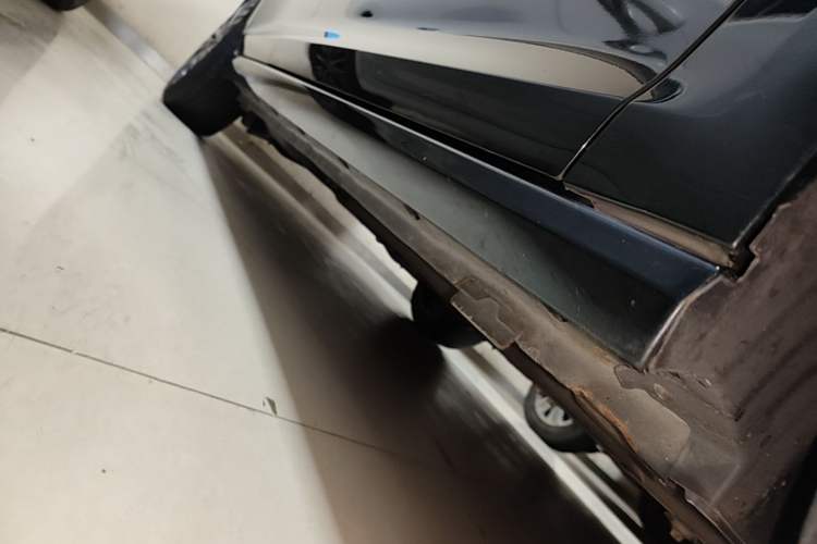 Used Dongfeng Aeolus Yixuan MAX 2021 1.5T Super-Powered Dad Edition Right Side Sill