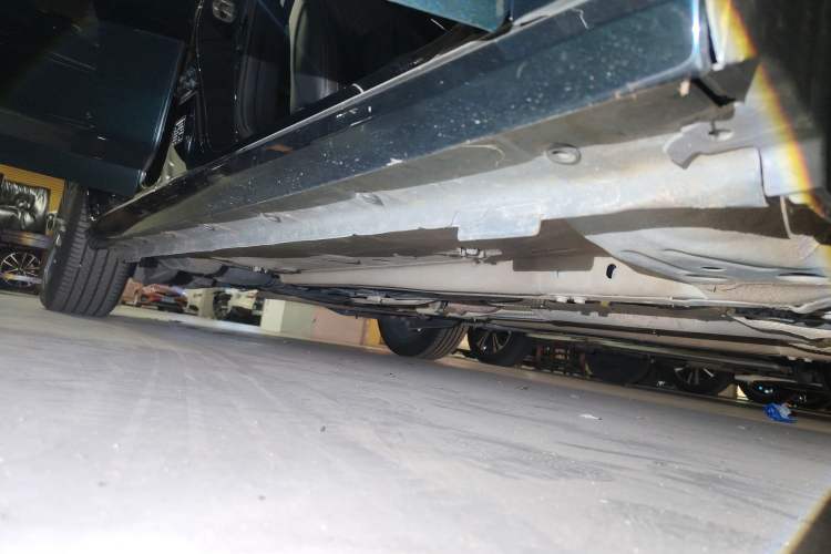 Used Dongfeng Aeolus Yixuan MAX 2021 1.5T Super Cool Dad Edition Right Side Sill