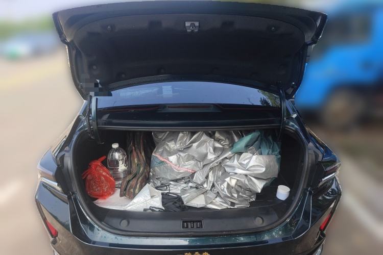 Used Dongfeng Aeolus Yixuan MAX 2021 Super-Efficient Dad Hybrid Edition Trunk