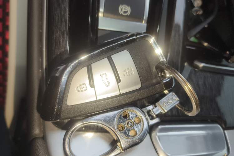 Used Dongfeng Aeolus Yixuan MAX 2021 1.5T Super-Powered Dad Edition Vehicle Key