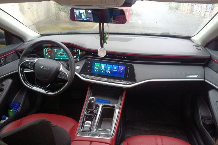 Used Dongfeng Aeolus Yixuan MAX 2021 1.5T Ultra-Stylish Trendsetter Edition Center Console