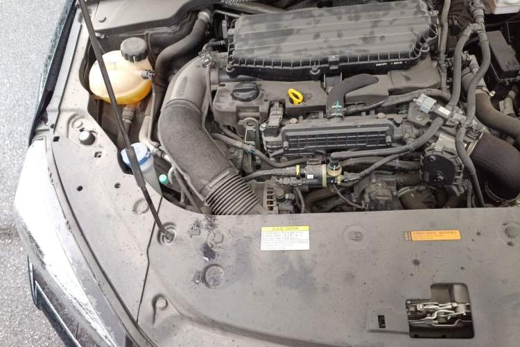 Used Dongfeng Aeolus Yixuan MAX 2021 1.5T Ultra-Stylish Trendsetter Edition Engine Bay Right