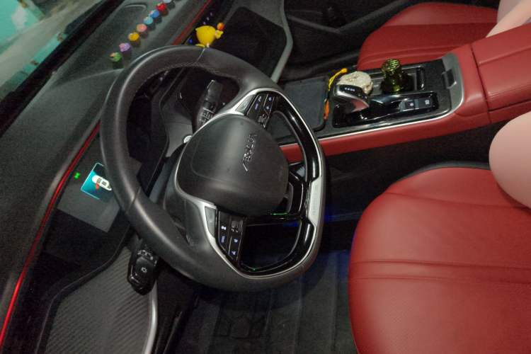 Used Dongfeng Aeolus Yixuan MAX 2021 1.5T Ultra-Stylish Trendsetter Edition Steering Wheel