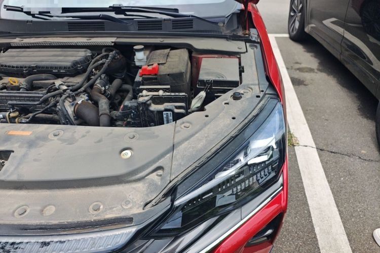 Used Dongfeng Aeolus Yixuan MAX 2021 1.5T Super Cool Dad Edition Engine Bay Left