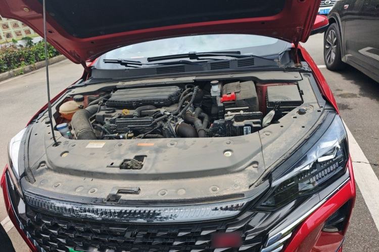 Used Dongfeng Aeolus Yixuan MAX 2021 1.5T Super Cool Dad Edition Engine Bay